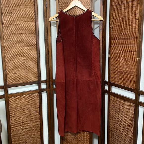 Danier maroon red suede leather dress size 8 - Picture 3 of 4